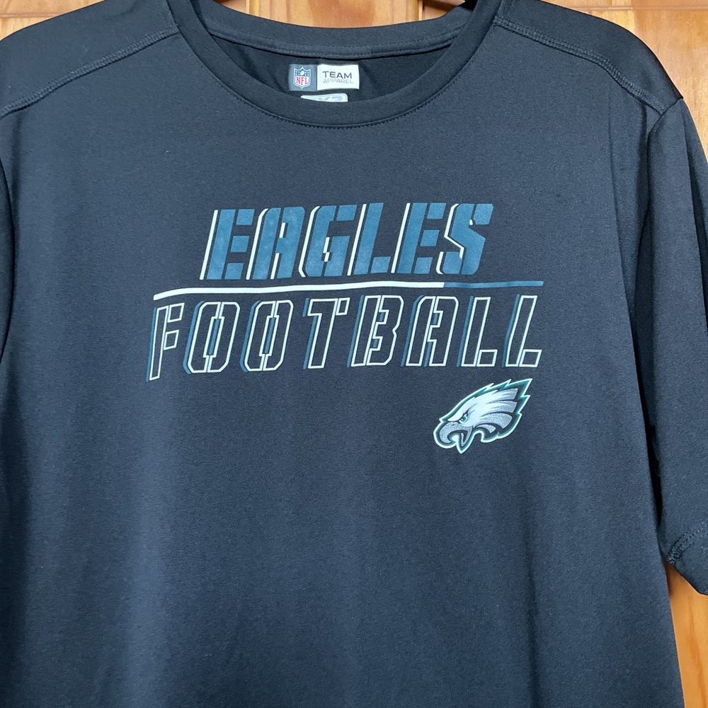 NFL Philadelphia Eagles Team Apparel TX3 COOL Black Top Men’s Medium
